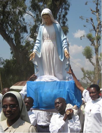 Image: Statue de la Vierge Marie de Medjugorje pour le Centre de la Paix