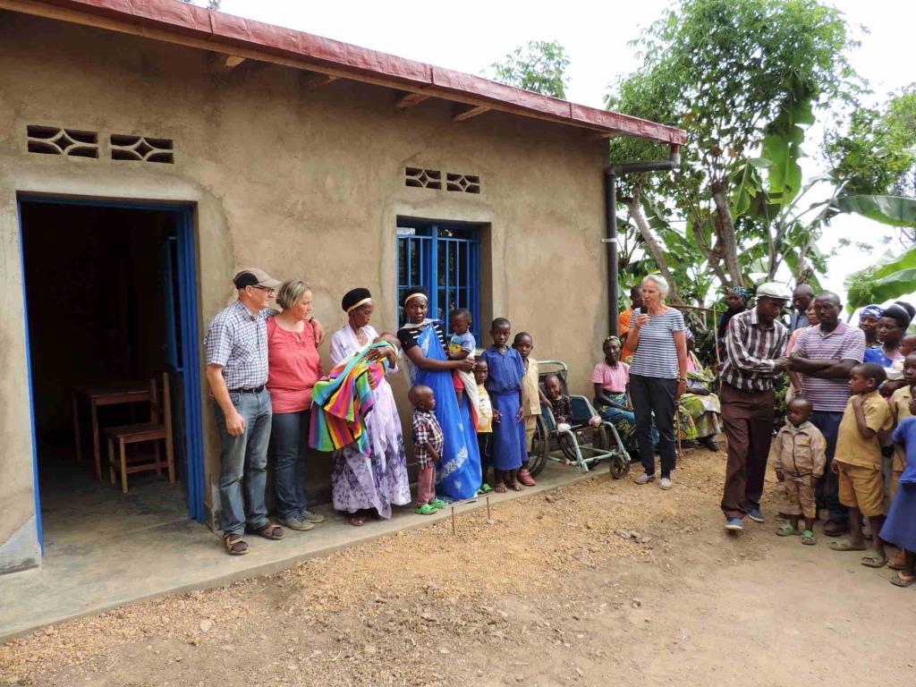 Image: Imagen para la entrada: Dios llenó mis manos vacías una y otra vez para ayudar a la gente de Ruanda