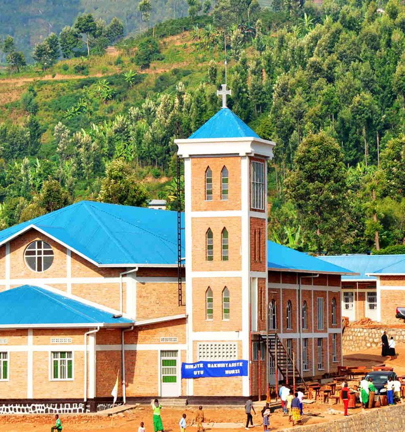 Image: Image pour l'entrée: Dieu a rempli mes mains vides encore et encore pour aider les gens au Rwanda
